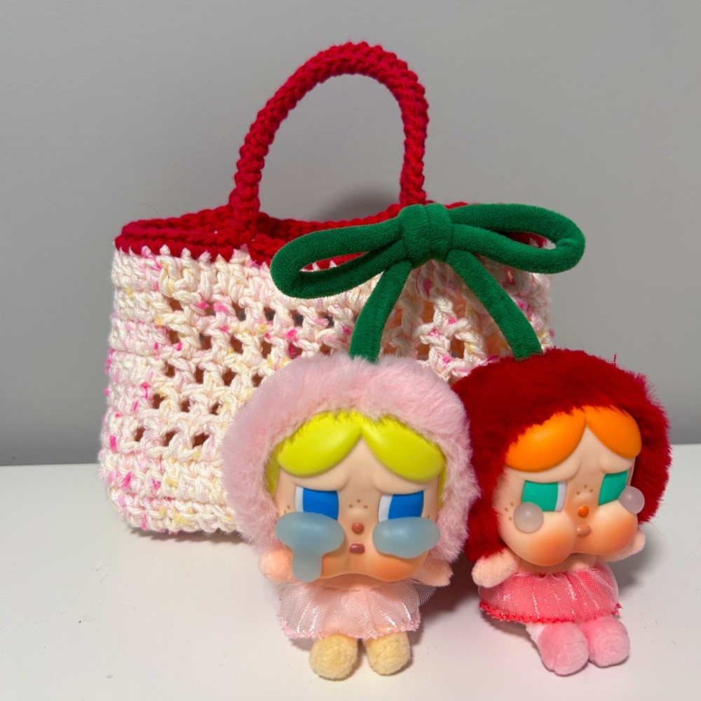 Crochet Mini Handbag (DOLL NOT INCLUDED)